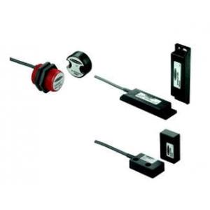 BANNERSI-MAG 系列磁性開關