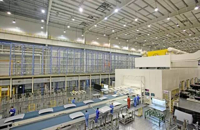 車門生產(chǎn)車間